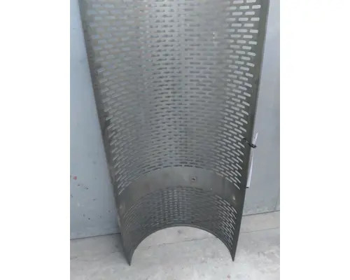 FREIGHTLINER COLUMBIA 120 MUFFLER SHIELD