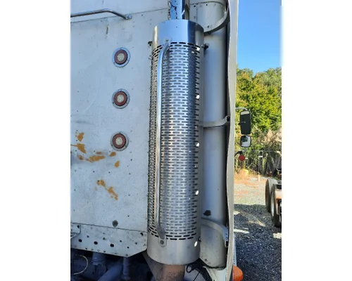 FREIGHTLINER COLUMBIA 120 MUFFLER SHIELD