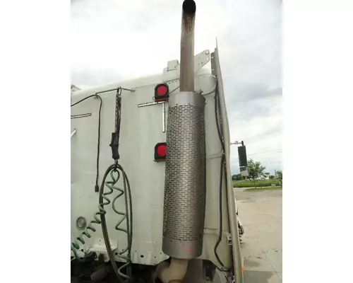 FREIGHTLINER COLUMBIA 120 Muffler Shield