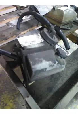 FREIGHTLINER COLUMBIA 120 POWER STEERING RESERVOIR