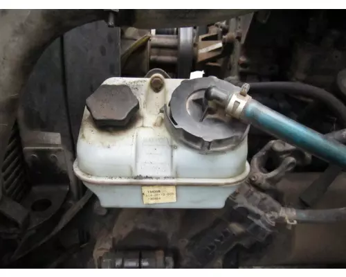 FREIGHTLINER COLUMBIA 120 POWER STEERING RESERVOIR