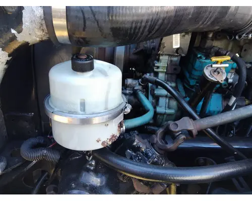 FREIGHTLINER COLUMBIA 120 POWER STEERING RESERVOIR