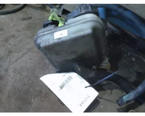FREIGHTLINER COLUMBIA 120 POWER STEERING RESERVOIR