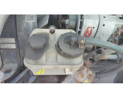 FREIGHTLINER COLUMBIA 120 POWER STEERING RESERVOIR