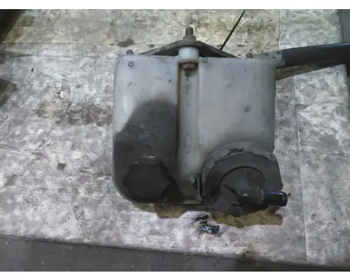 FREIGHTLINER COLUMBIA 120 POWER STEERING RESERVOIR