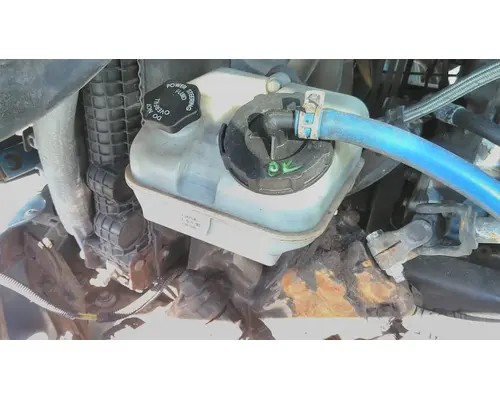 FREIGHTLINER COLUMBIA 120 POWER STEERING RESERVOIR