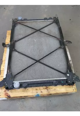 FREIGHTLINER COLUMBIA 120 RADIATOR ASSEMBLY