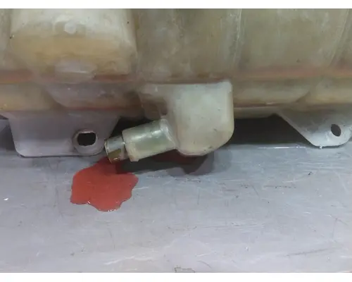 FREIGHTLINER COLUMBIA 120 RADIATOR OVERFLOW TANK