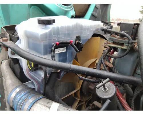 FREIGHTLINER COLUMBIA 120 RADIATOR OVERFLOW TANK