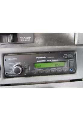 FREIGHTLINER COLUMBIA 120 RADIO AM/FM/BLUETOOTH