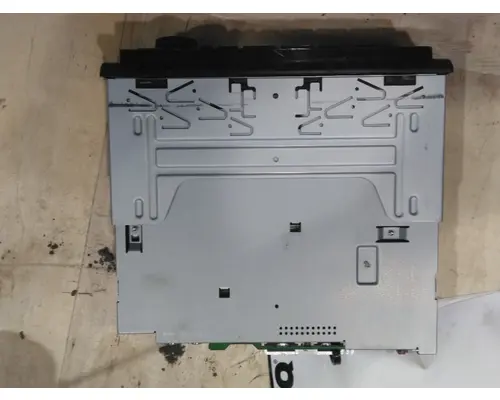 FREIGHTLINER COLUMBIA 120 RADIO AMFMBLUETOOTH
