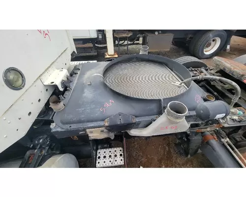 FREIGHTLINER COLUMBIA 120 Radiator Shroud