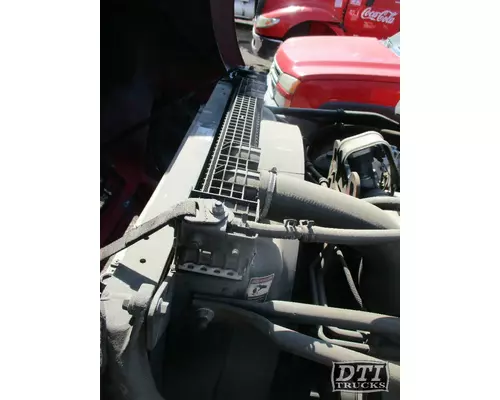 FREIGHTLINER COLUMBIA 120 Radiator Shroud