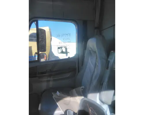 FREIGHTLINER COLUMBIA 120 SEAT, FRONT