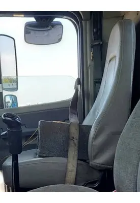 FREIGHTLINER COLUMBIA 120 SEAT, FRONT