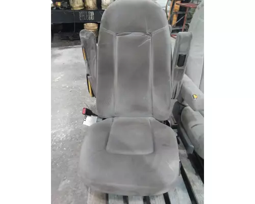 FREIGHTLINER COLUMBIA 120 SEAT, FRONT