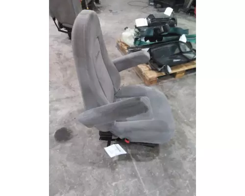 FREIGHTLINER COLUMBIA 120 SEAT, FRONT