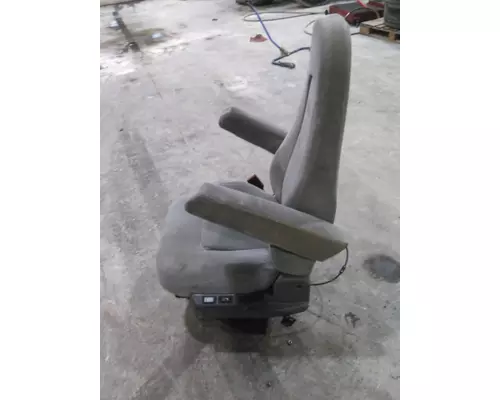 FREIGHTLINER COLUMBIA 120 SEAT, FRONT