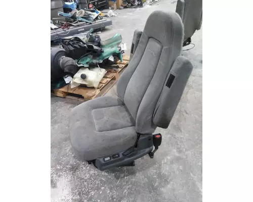 FREIGHTLINER COLUMBIA 120 SEAT, FRONT