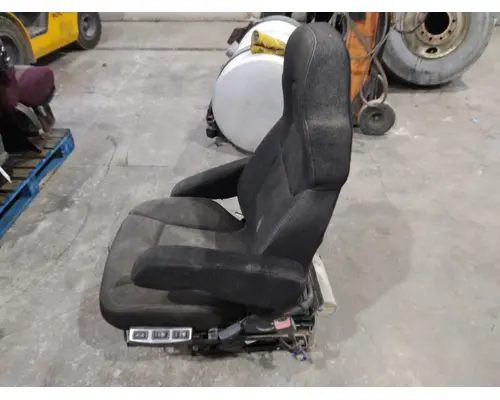 FREIGHTLINER COLUMBIA 120 SEAT, FRONT