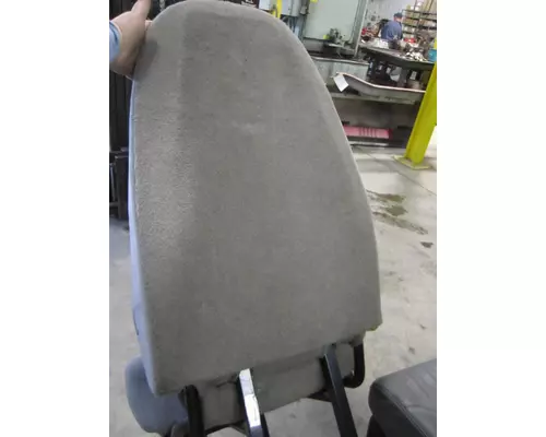 FREIGHTLINER COLUMBIA 120 SEAT, FRONT