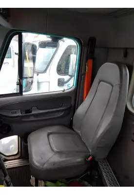 FREIGHTLINER COLUMBIA 120 SEAT, FRONT