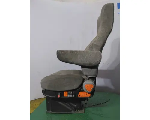 FREIGHTLINER COLUMBIA 120 SEAT, FRONT