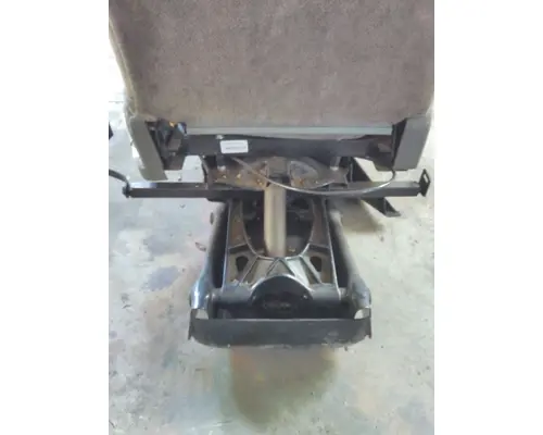 FREIGHTLINER COLUMBIA 120 SEAT, FRONT