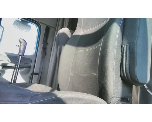 FREIGHTLINER COLUMBIA 120 SEAT, FRONT