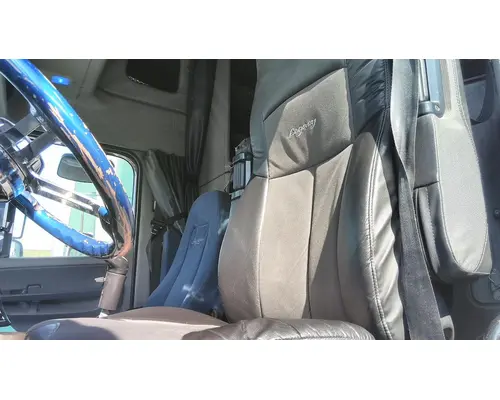 FREIGHTLINER COLUMBIA 120 SEAT, FRONT