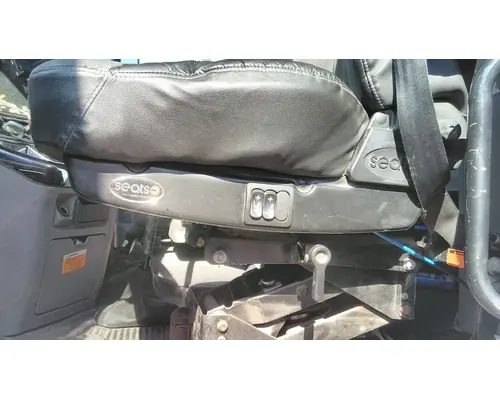 FREIGHTLINER COLUMBIA 120 SEAT, FRONT