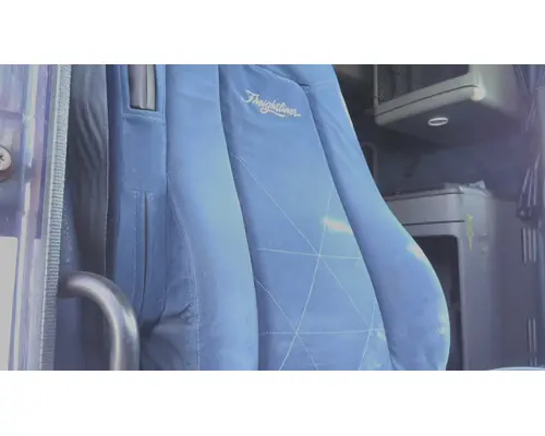 FREIGHTLINER COLUMBIA 120 SEAT, FRONT