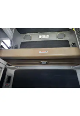 FREIGHTLINER COLUMBIA 120 SLEEPER BUNK