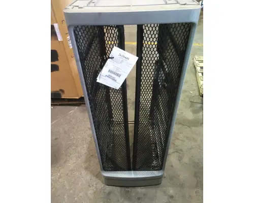 FREIGHTLINER COLUMBIA 120 SLEEPER CLOSET