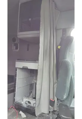 FREIGHTLINER COLUMBIA 120 SLEEPER CURTAIN