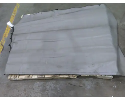 FREIGHTLINER COLUMBIA 120 SLEEPER CURTAIN