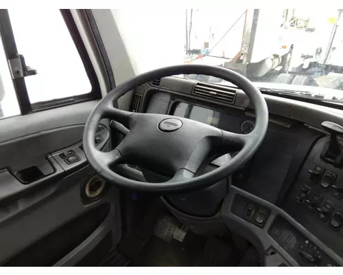 FREIGHTLINER COLUMBIA 120 STEERING COLUMN