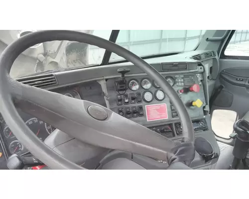 FREIGHTLINER COLUMBIA 120 STEERING COLUMN