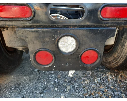 FREIGHTLINER COLUMBIA 120 STOP TURN TAIL LAMP