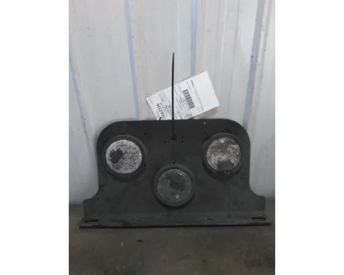 FREIGHTLINER COLUMBIA 120 STOP TURN TAIL LAMP