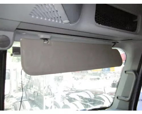 FREIGHTLINER COLUMBIA 120 SUN VISOR, INTERIOR