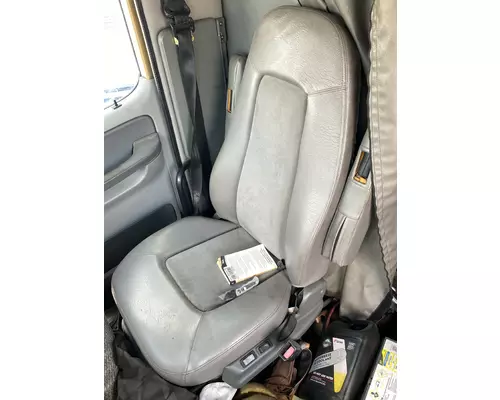 FREIGHTLINER COLUMBIA 120 Seat, Front