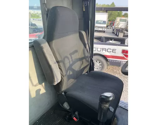 FREIGHTLINER COLUMBIA 120 Seat, Front