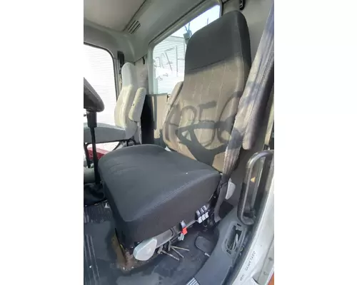 FREIGHTLINER COLUMBIA 120 Seat, Front