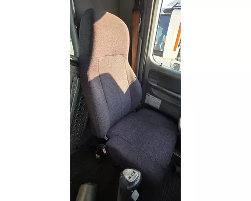 FREIGHTLINER COLUMBIA 120 Seat, Front