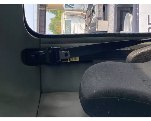 FREIGHTLINER COLUMBIA 120 Seat Belt