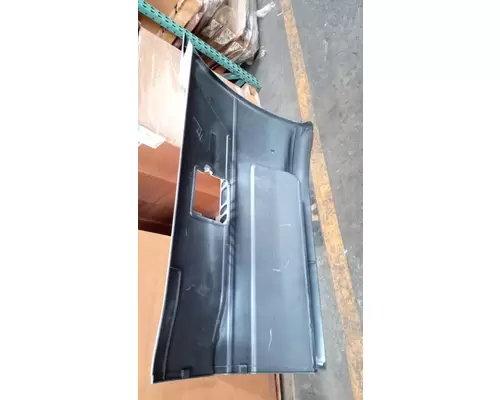FREIGHTLINER COLUMBIA 120 Side Fairing