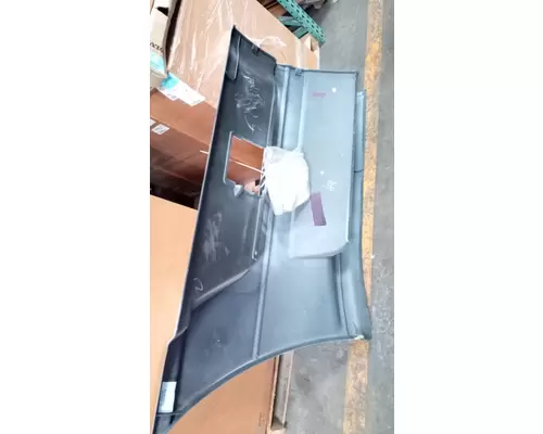 FREIGHTLINER COLUMBIA 120 Side Fairing