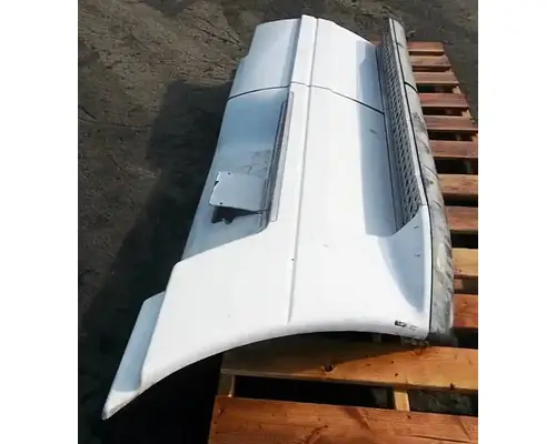 FREIGHTLINER COLUMBIA 120 Side Fairing