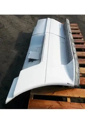 FREIGHTLINER COLUMBIA 120 Side Fairing